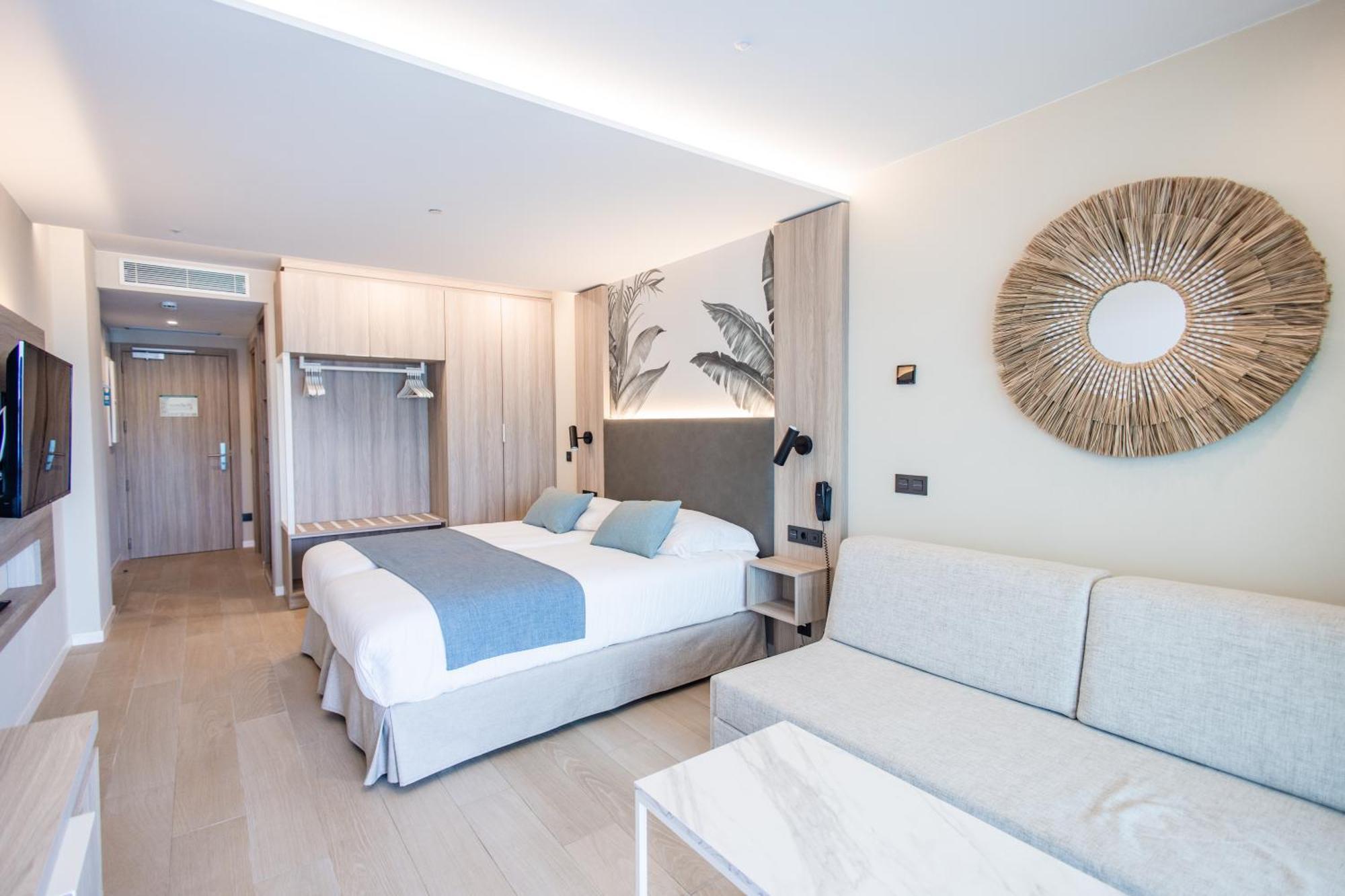Servatur Puerto Azul Hotel